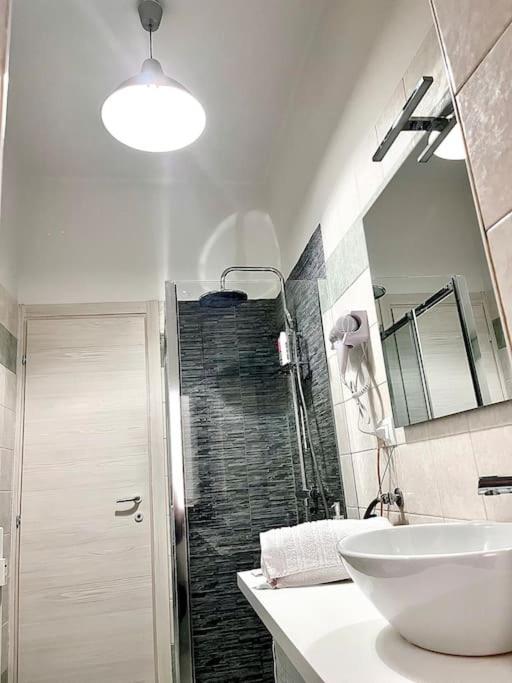 Loft Deluxe Metro Bengasi Appartamento *